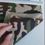 カモフラージュ模様80/20コットンポリエステル綾織物(軍服制服用)